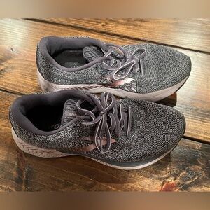 Brooks Adrenaline women’s athletic sneakers size 8, GUC, see pics, gray